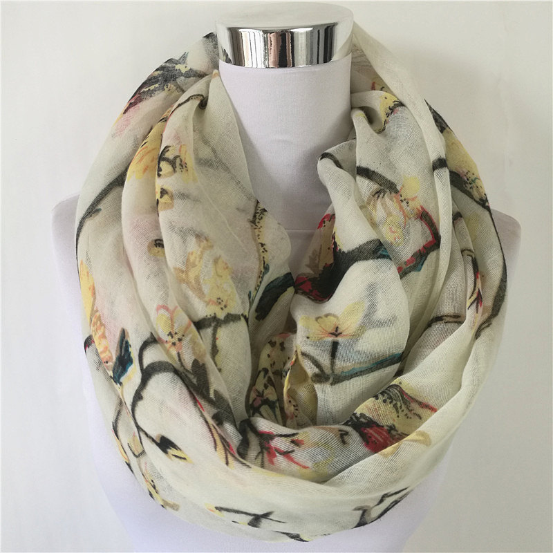 New Magpie Bird print Viscose  - Infinity Scarf Knit บทวิจารณ์และราคา
