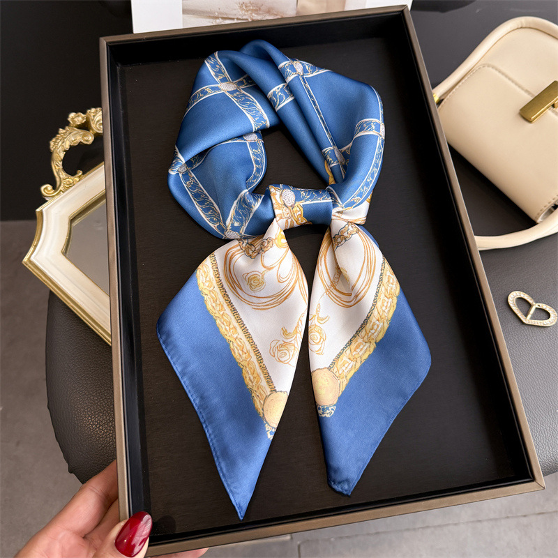 Blue Classic Chain Print Squar - Ascot Neck Scarf บทวิจารณ์และราคา