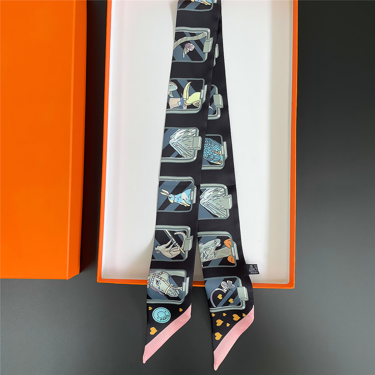 Brand Design Twill 100% Silk S - Face Scarf Mask บทวิจารณ์และราคา