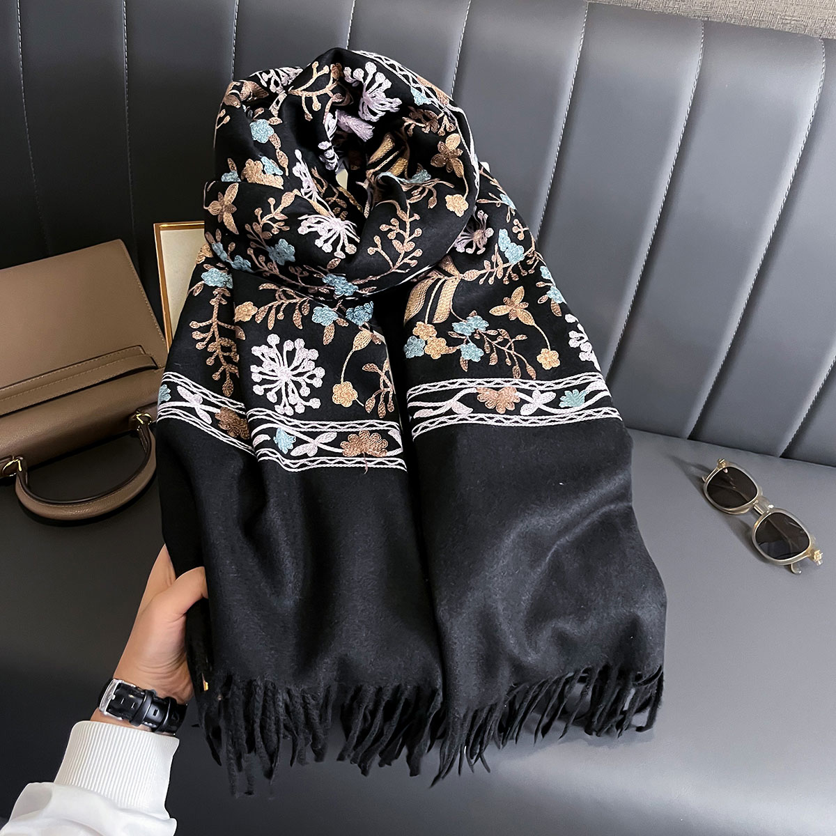 New Winter Warm Cashmere Scarf - Woven Scarf Blanket บทวิจารณ์และราคา
