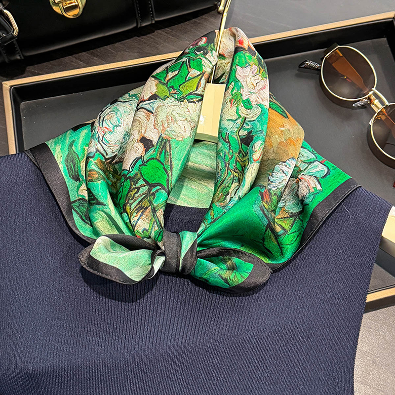 100% Silk Scarf Bandana Women  - Face Scarf Mask บทวิจารณ์และราคา