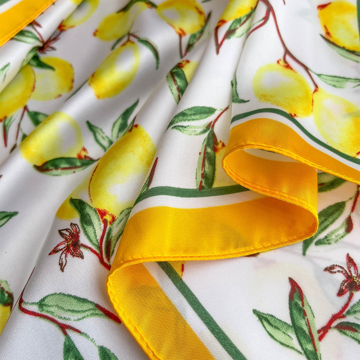 2025 New Yellow Lemon Print Sq - Face Scarf Mask บทวิจารณ์และราคา