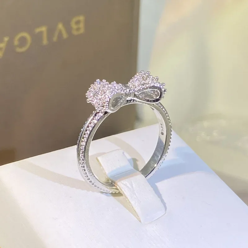 Fancy Bow Ring with Dazzling C - Tie Clip Silver บทวิจารณ์และราคา